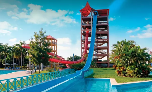 Free Fall — water slide by Synergy